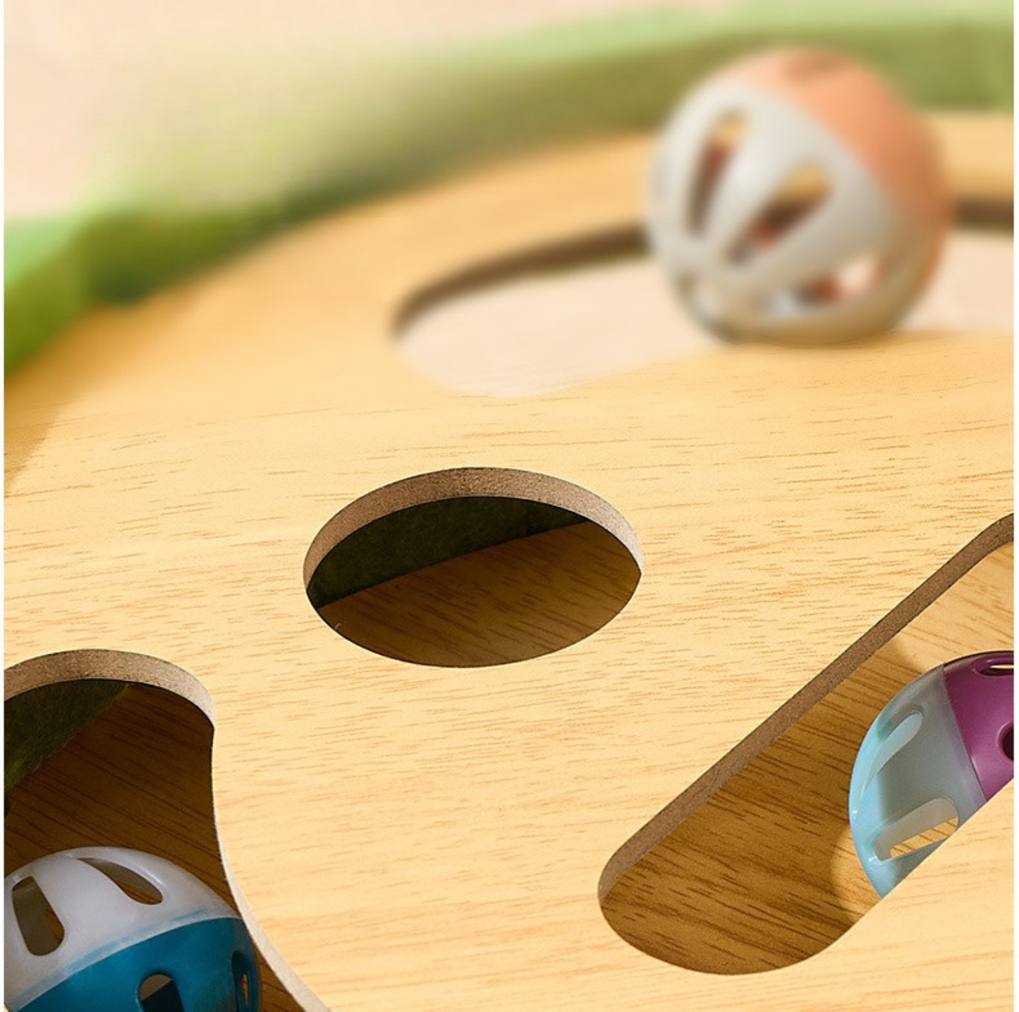 Felt Cat Puzzle Toy with Scratching Pole