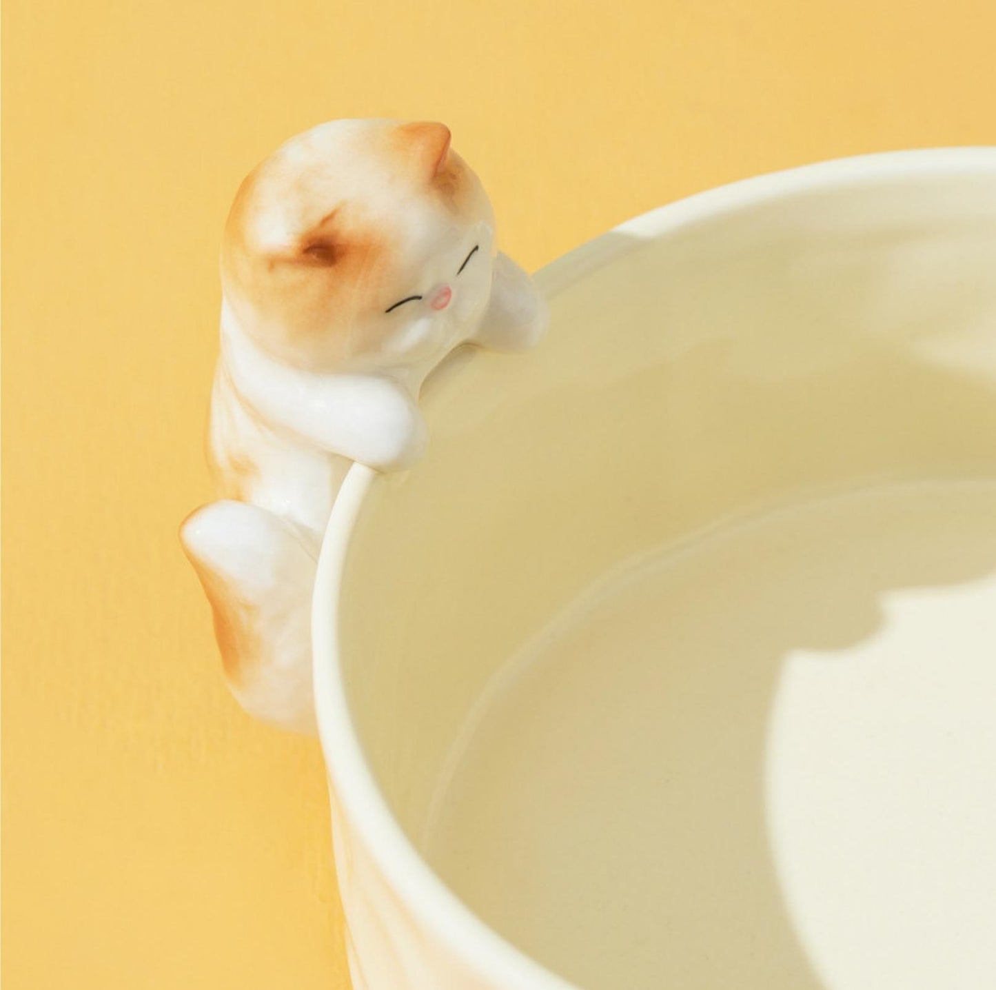 Nordic-style 3D Sculpture Ceramic Cat and Small Dog Bowl