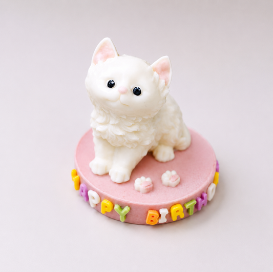 Le Petit Paws: Cat Birthday Cake - White