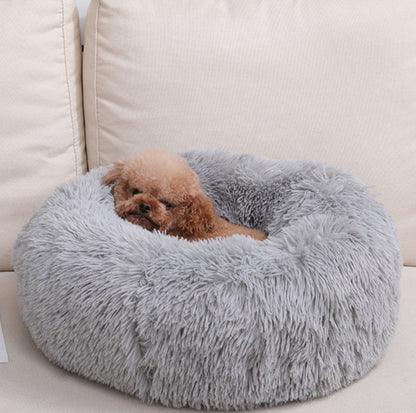 Cozy Plush Pet Bed - Warm and Durable Bedding for Cats and Dogs