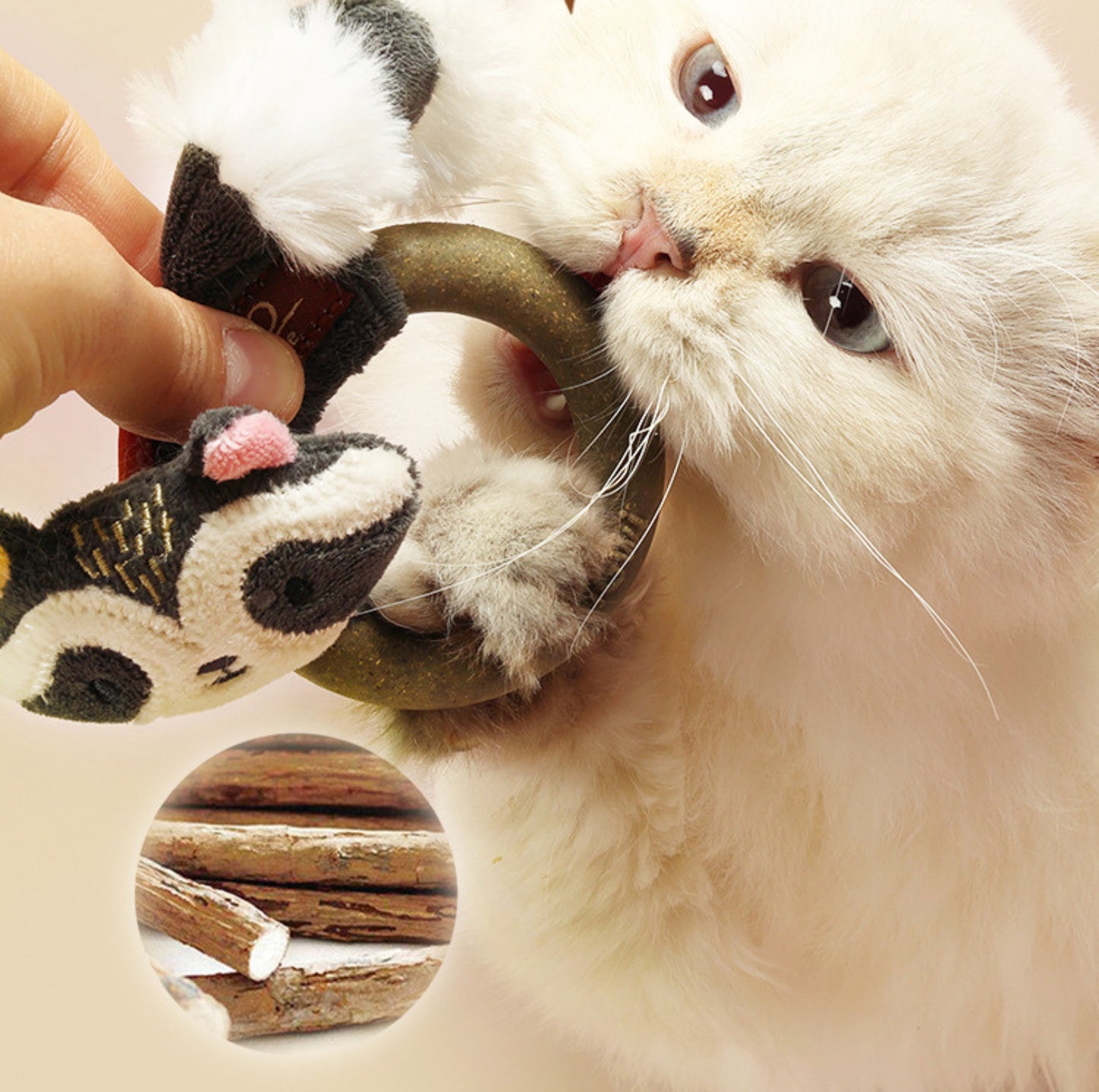 GiGwi Hunting Series Polygonum Plush Cat Toy with Sound Paper