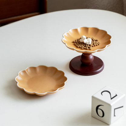 Vintage Petal Ceramic Cat Bowl with Wooden Stand