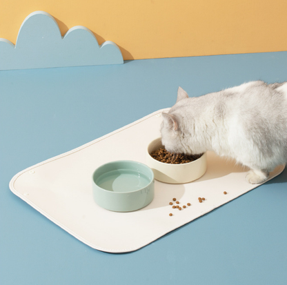 Large Foldable Semi-Fenced PU Pet Food Mat