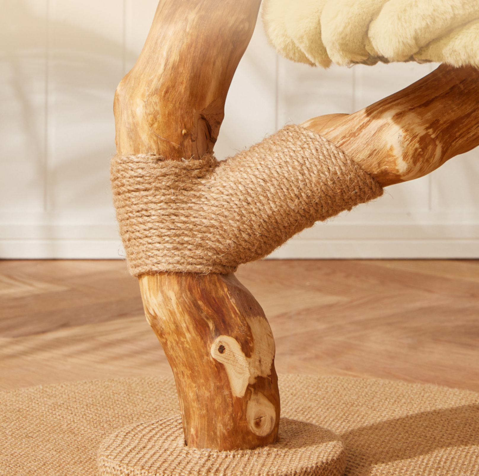 Cmisstree Flower-Inspired Wooden Cat Climbing Tree - Natural Fruitwood Comfort - {{product.type}} - PawPawUp