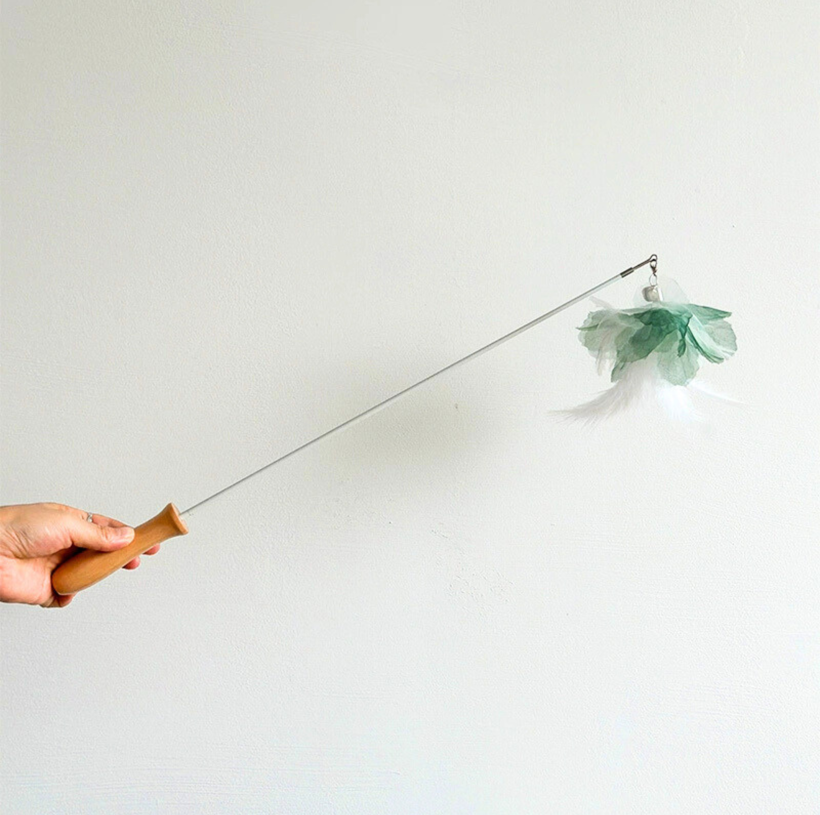 Colourful Feather Extendable Teaser Wand - Fully extended 81cm - {{product.type}} - PawPawUp