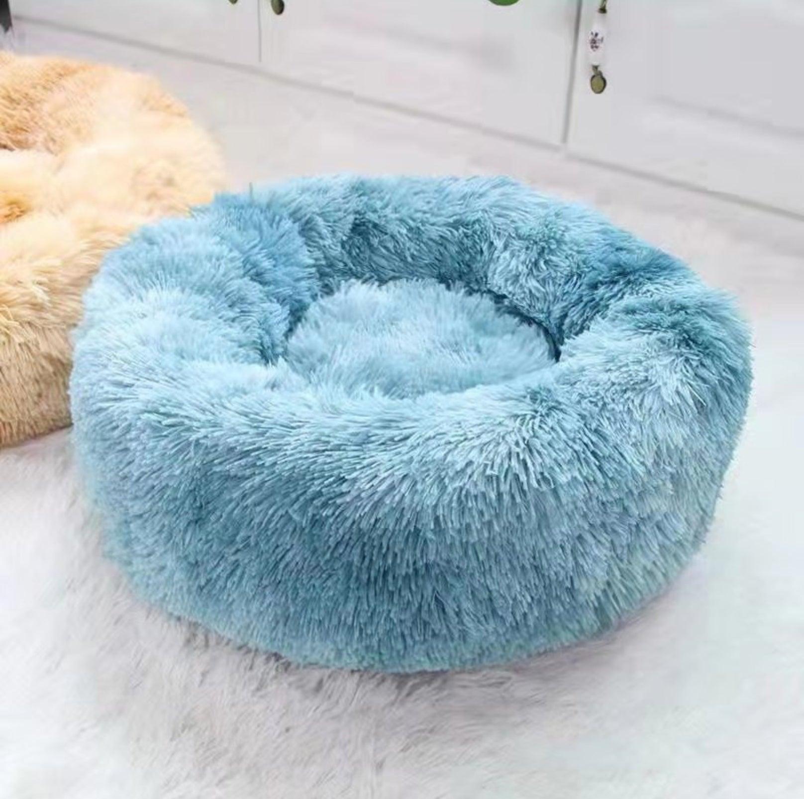 Cozy Plush Pet Bed - Warm and Durable Bedding for Cats and Dogs - {{product.type}} - PawPawUp