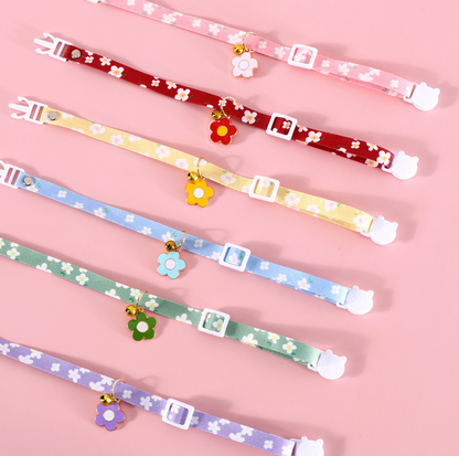 Flower Series Pendant Style Adjustable Pet Collar - {{product.type}} - PawPawUp