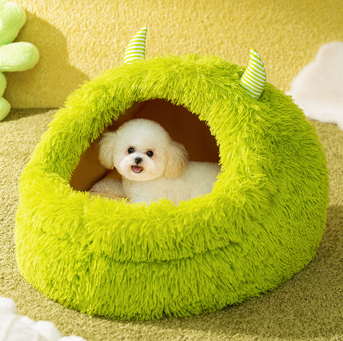 Fluffy Monster-Shaped Pet Bed – Ultra-Soft Deep Sleep Nest for Dogs & Cats - {{product.type}} - PawPawUp