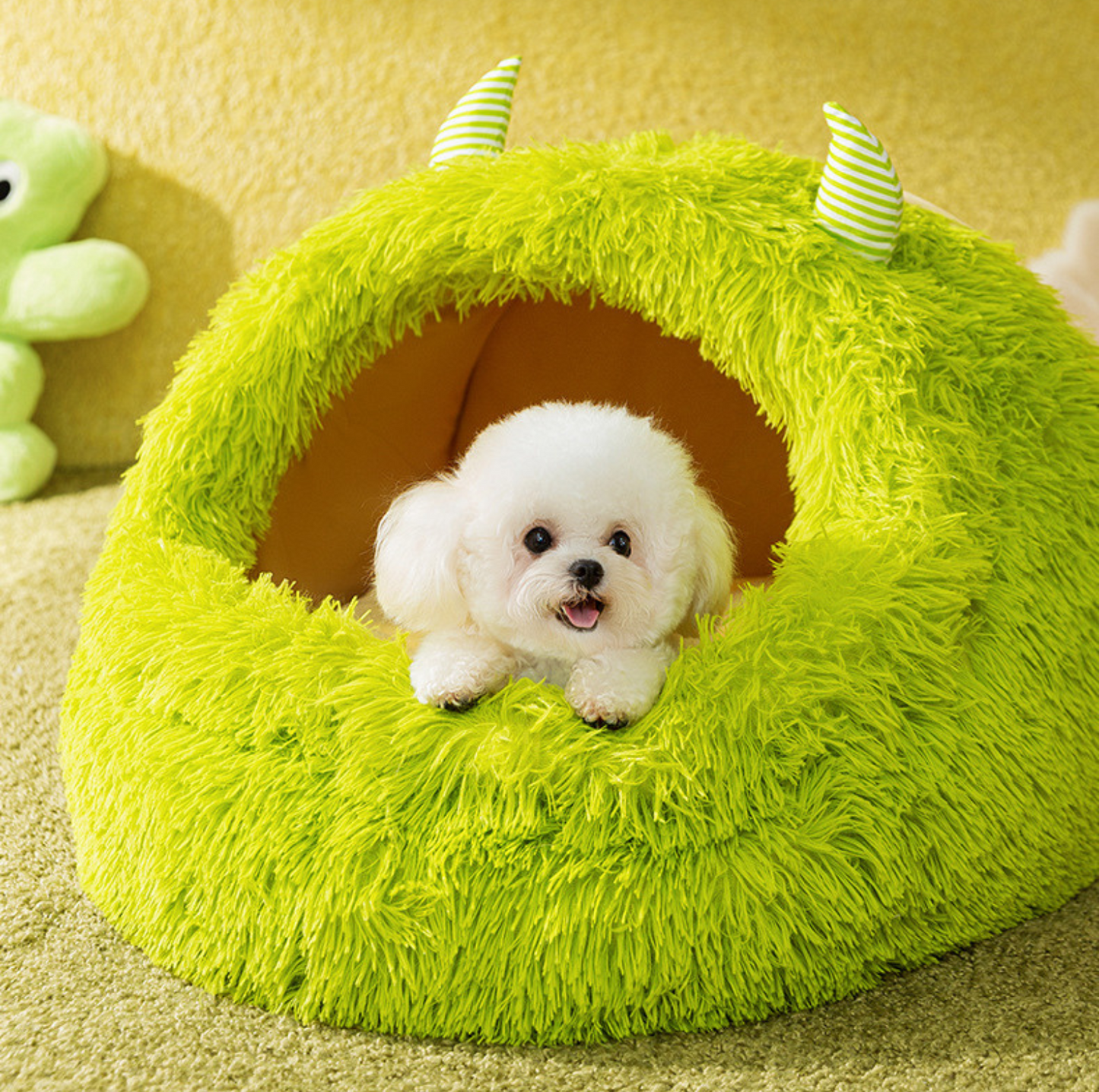 Fluffy Monster-Shaped Pet Bed – Ultra-Soft Deep Sleep Nest for Dogs & Cats - {{product.type}} - PawPawUp