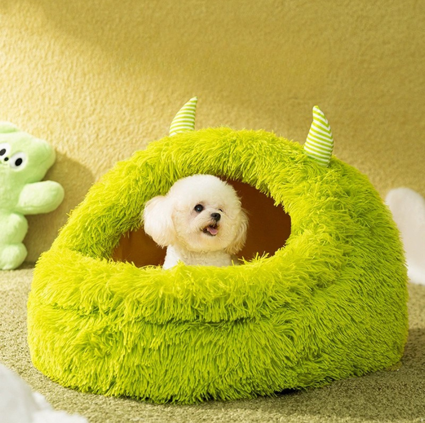 Fluffy Monster-Shaped Pet Bed – Ultra-Soft Deep Sleep Nest for Dogs & Cats - {{product.type}} - PawPawUp