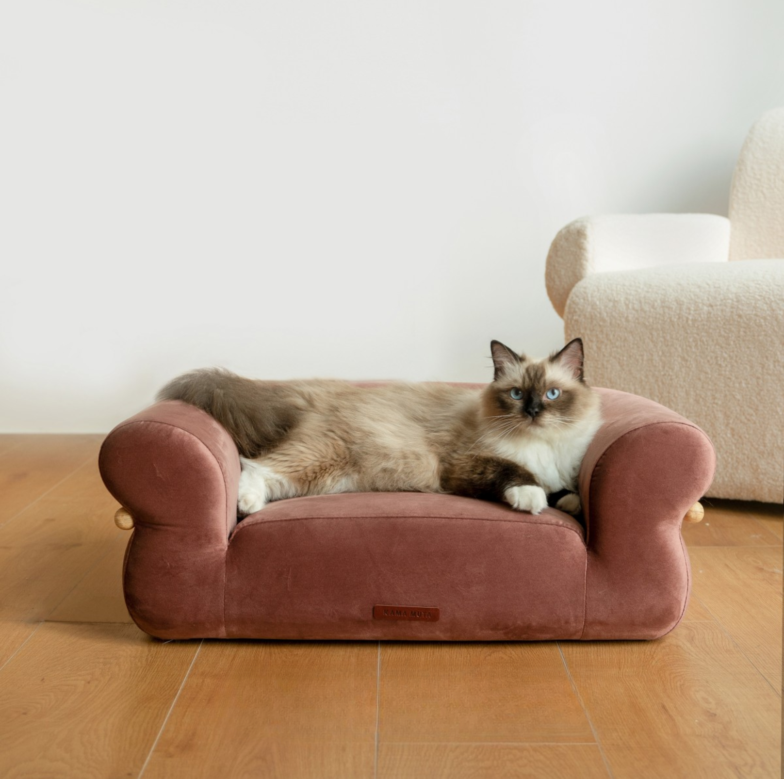 KAMA MUTA Bread Pet Bed - Italian-Inspired Design with Memory Foam and Ash Wood Frame - {{product.type}} - PawPawUp