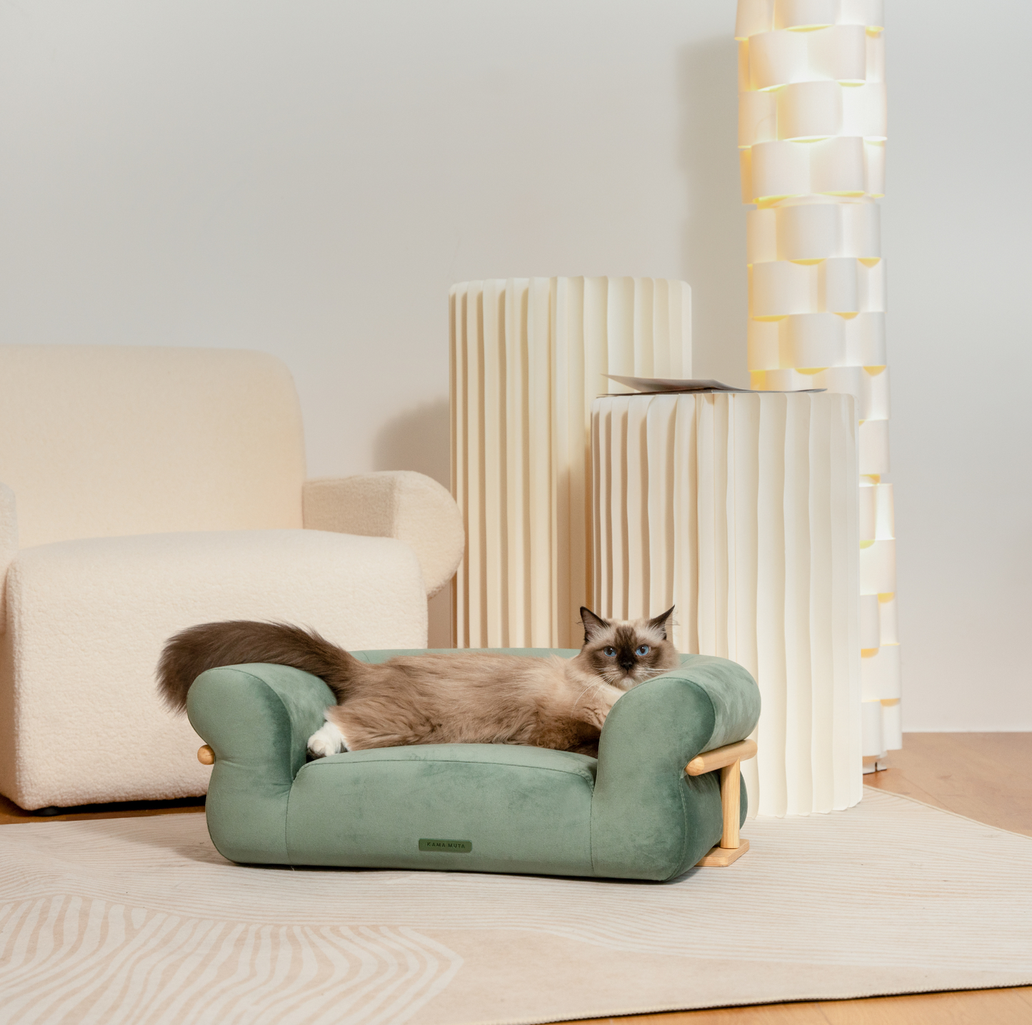 KAMA MUTA Bread Pet Bed - Italian-Inspired Design with Memory Foam and Ash Wood Frame - {{product.type}} - PawPawUp