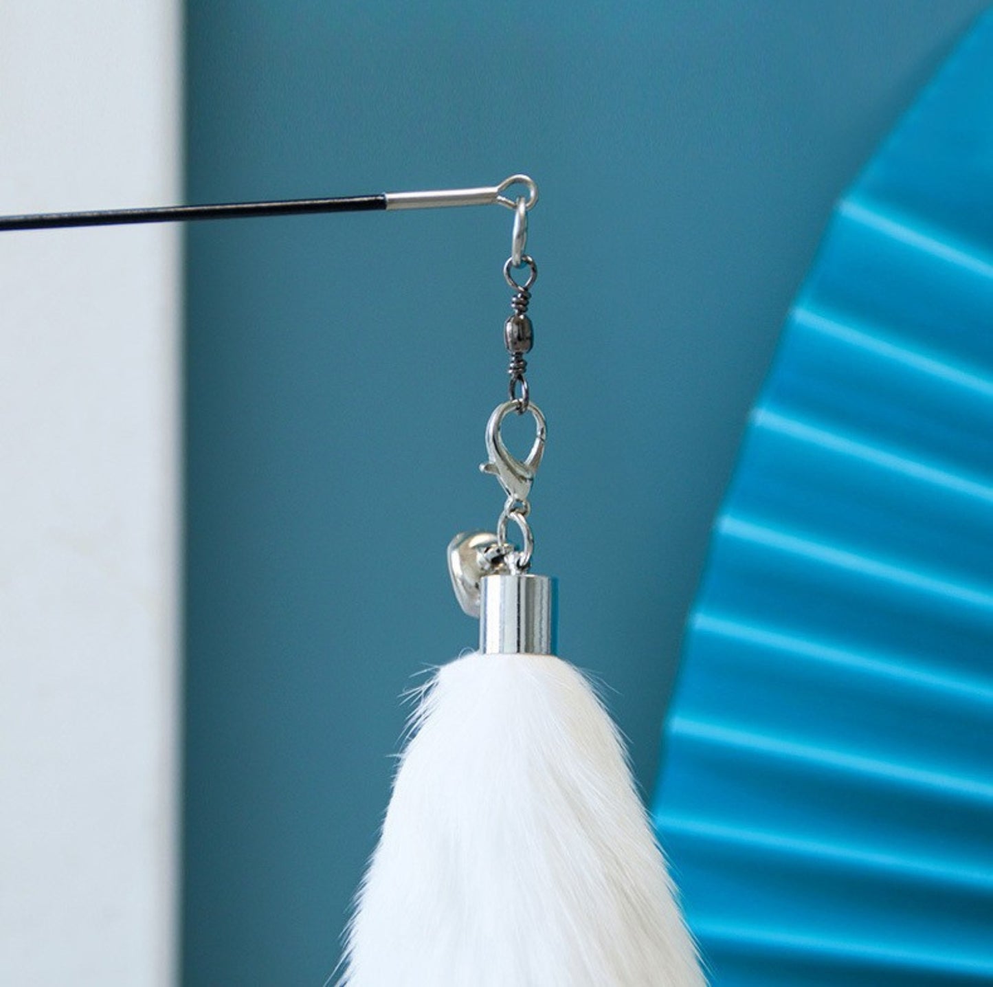 Length Adjustable Telescopic Cat Teaser with Faux Fox Fur Head - {{product.type}} - PawPawUp