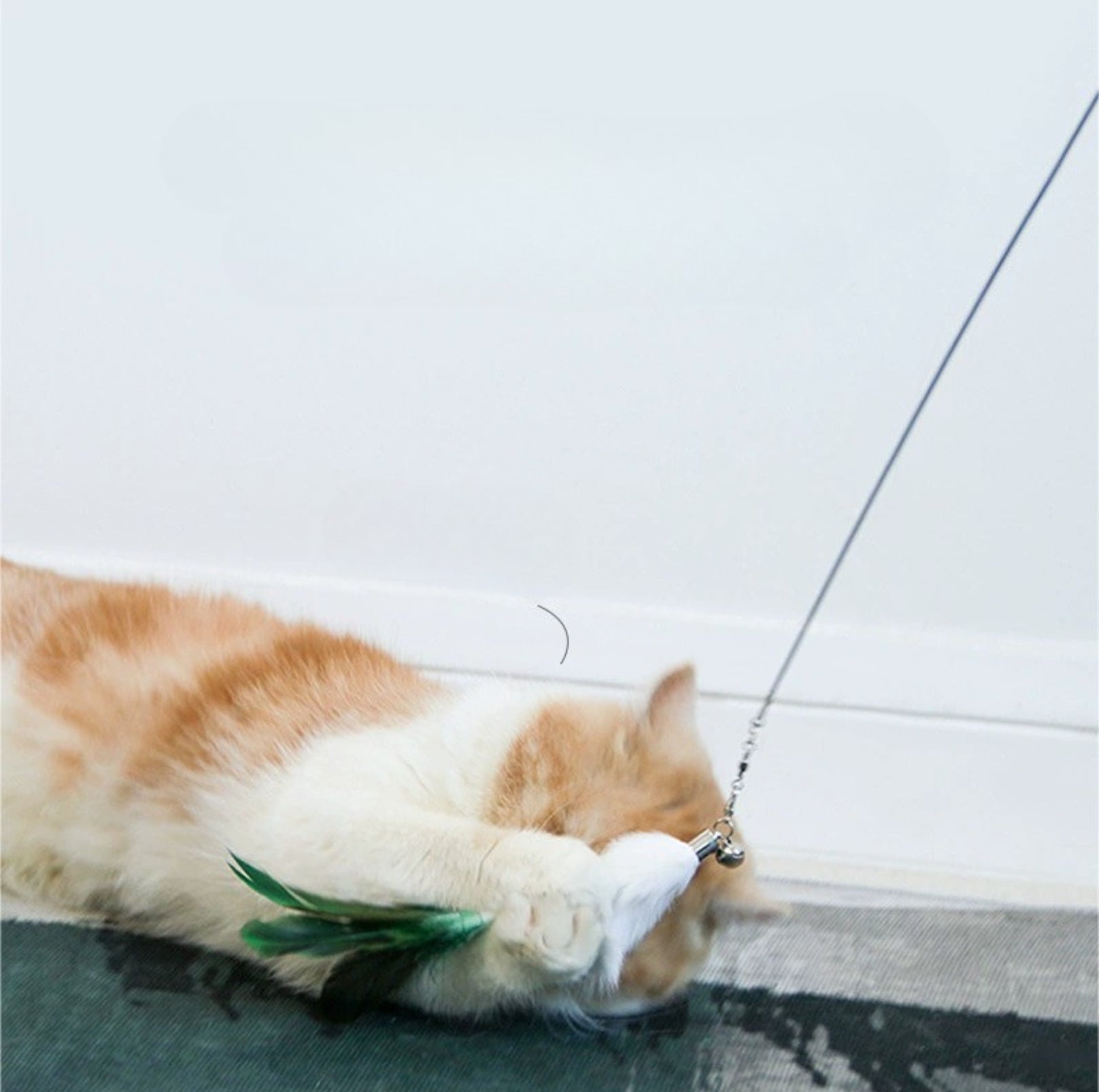 Length Adjustable Telescopic Cat Teaser with Faux Fox Fur Head - {{product.type}} - PawPawUp