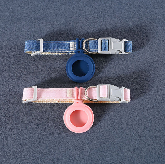 Pet Accessory Collar with Silicone AirTag Pocket Safety & Tracking - {{product.type}} - PawPawUp