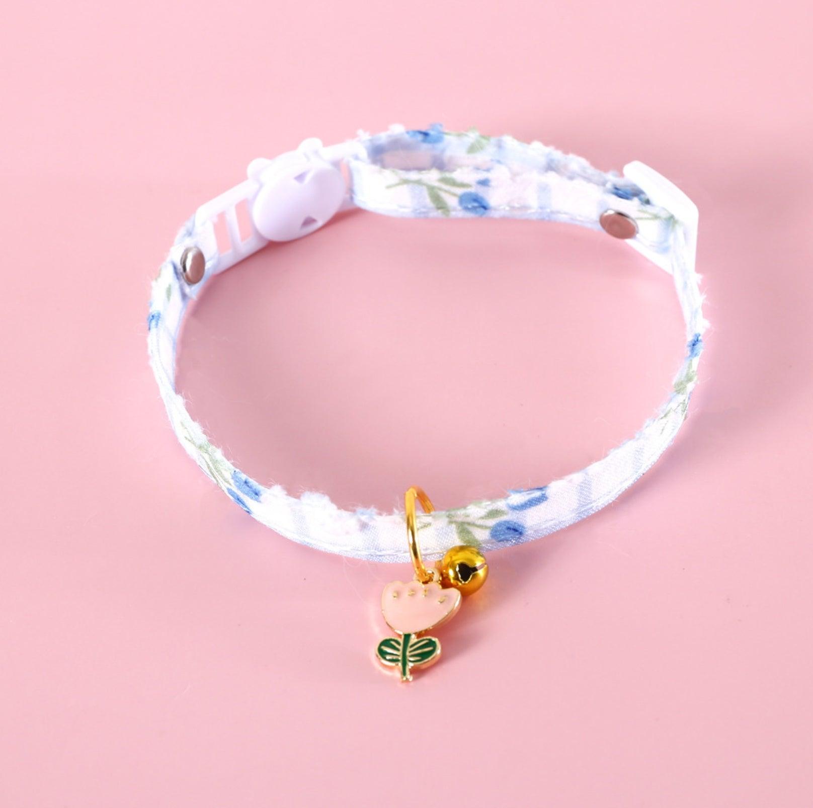 Pet Tulip Pendant Bell Adjustable Collar - {{product.type}} - PawPawUp