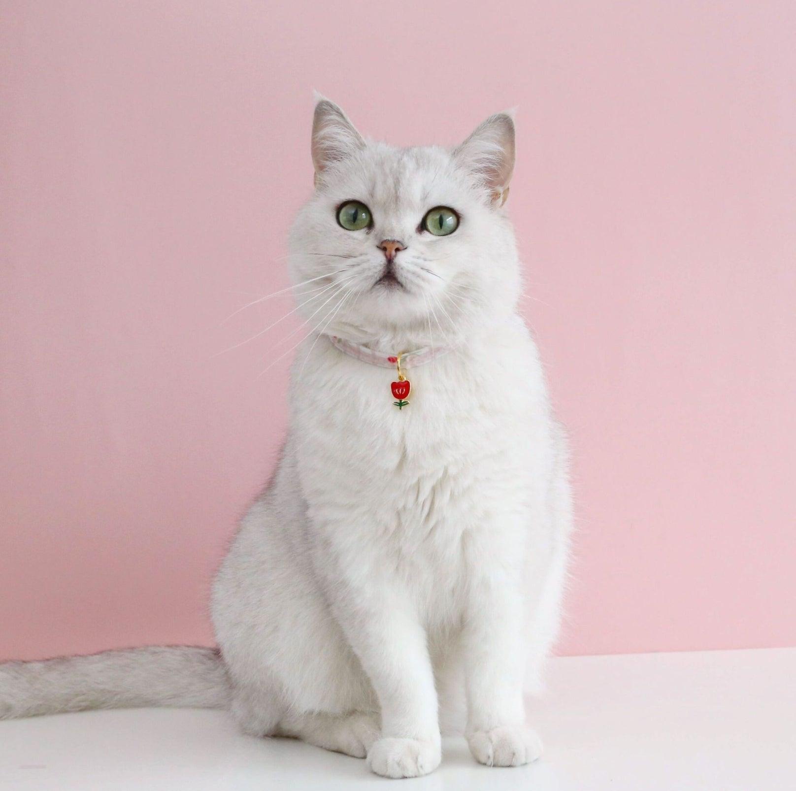 Pet Tulip Pendant Bell Adjustable Collar - {{product.type}} - PawPawUp
