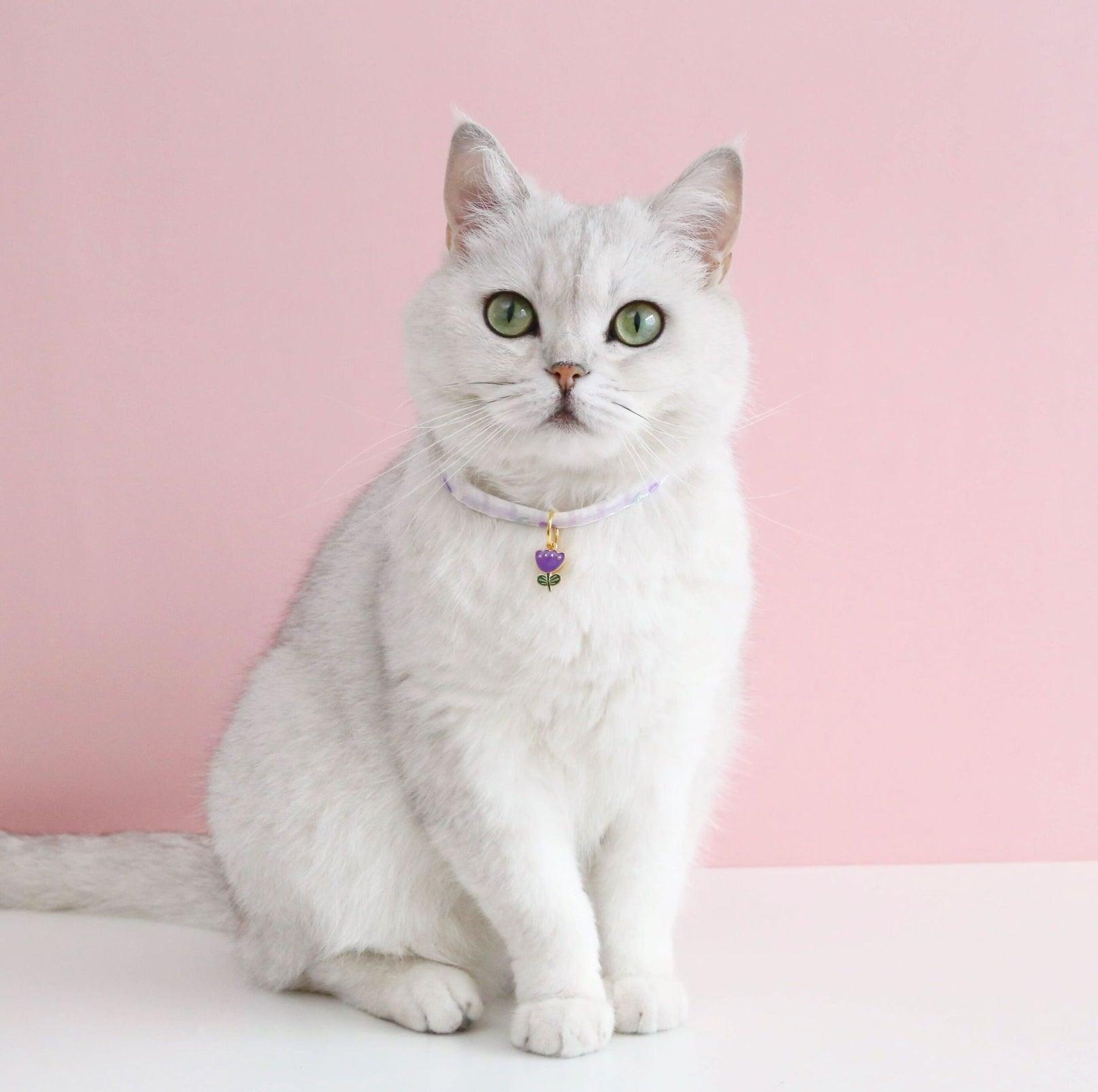 Pet Tulip Pendant Bell Adjustable Collar - {{product.type}} - PawPawUp