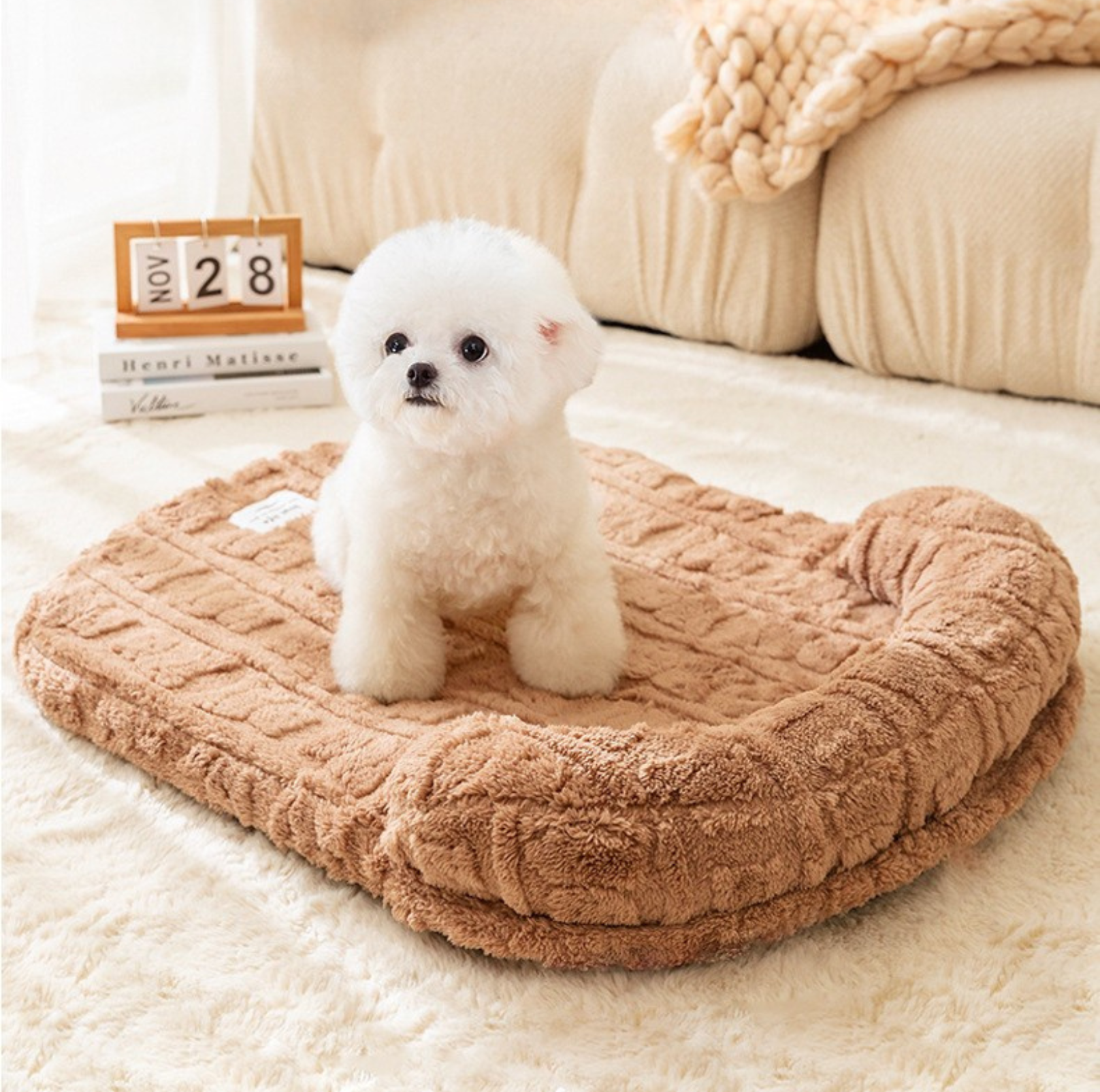Winter Warm Sofa Pet Bed –Washable Cover and Soft Cushion - {{product.type}} - PawPawUp
