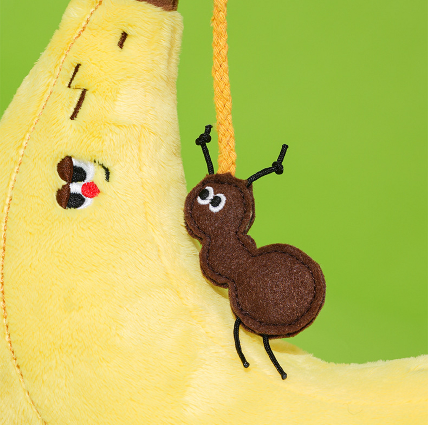 ZeZe Banana Style Pet Pillow Toy – Soft Cuddly Kicker - {{product.type}} - PawPawUp