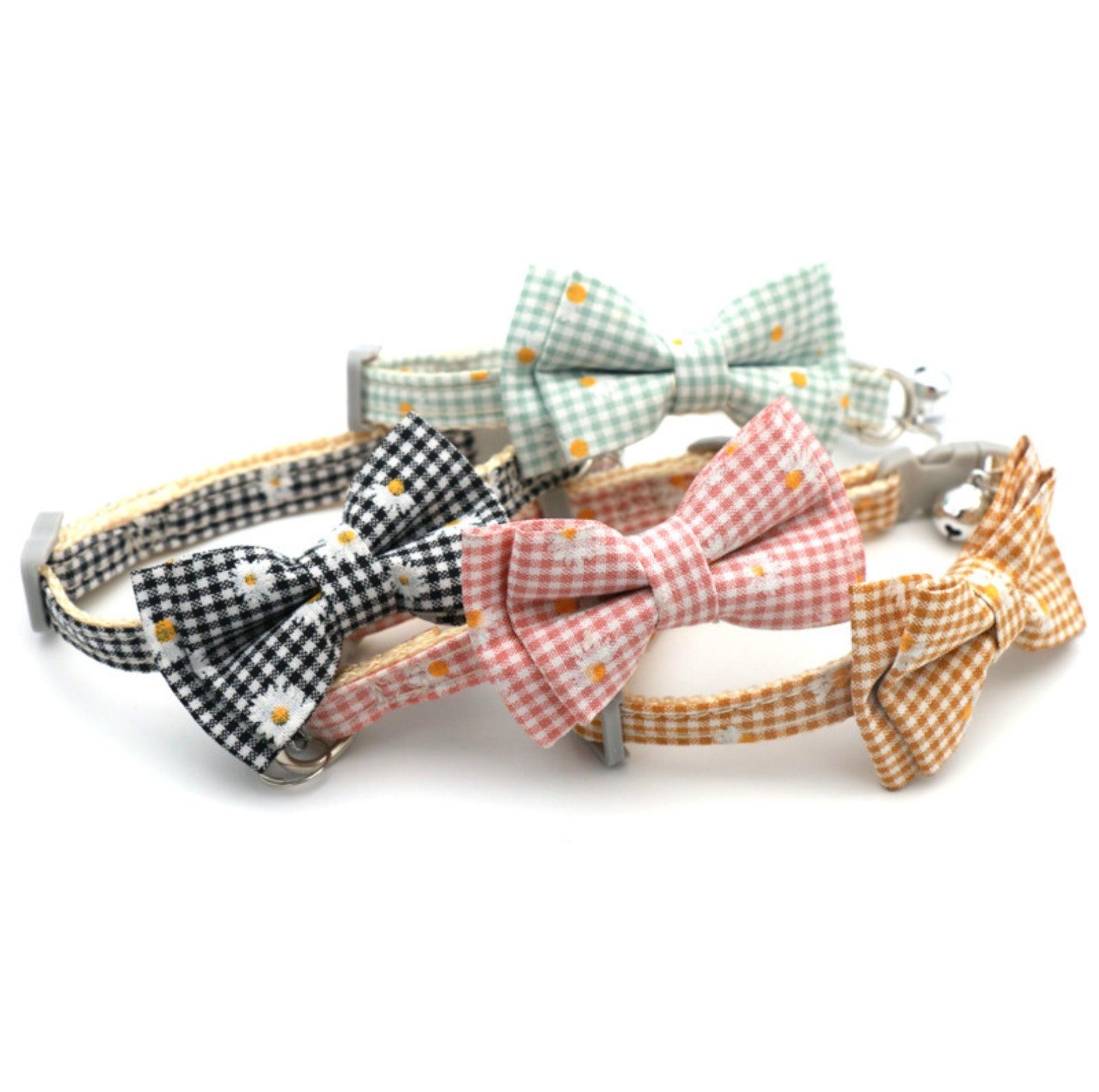 Pet Adjustable Bow Collar with Daisy Pattern - {{product.type}} - PawPawUp