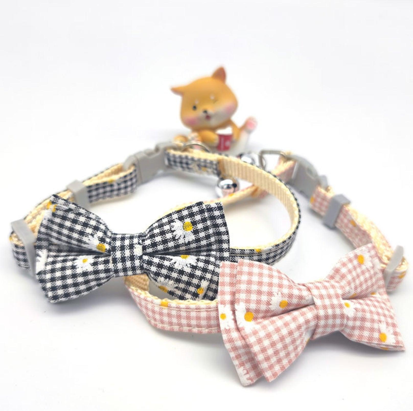 Pet Adjustable Bow Collar with Daisy Pattern - {{product.type}} - PawPawUp