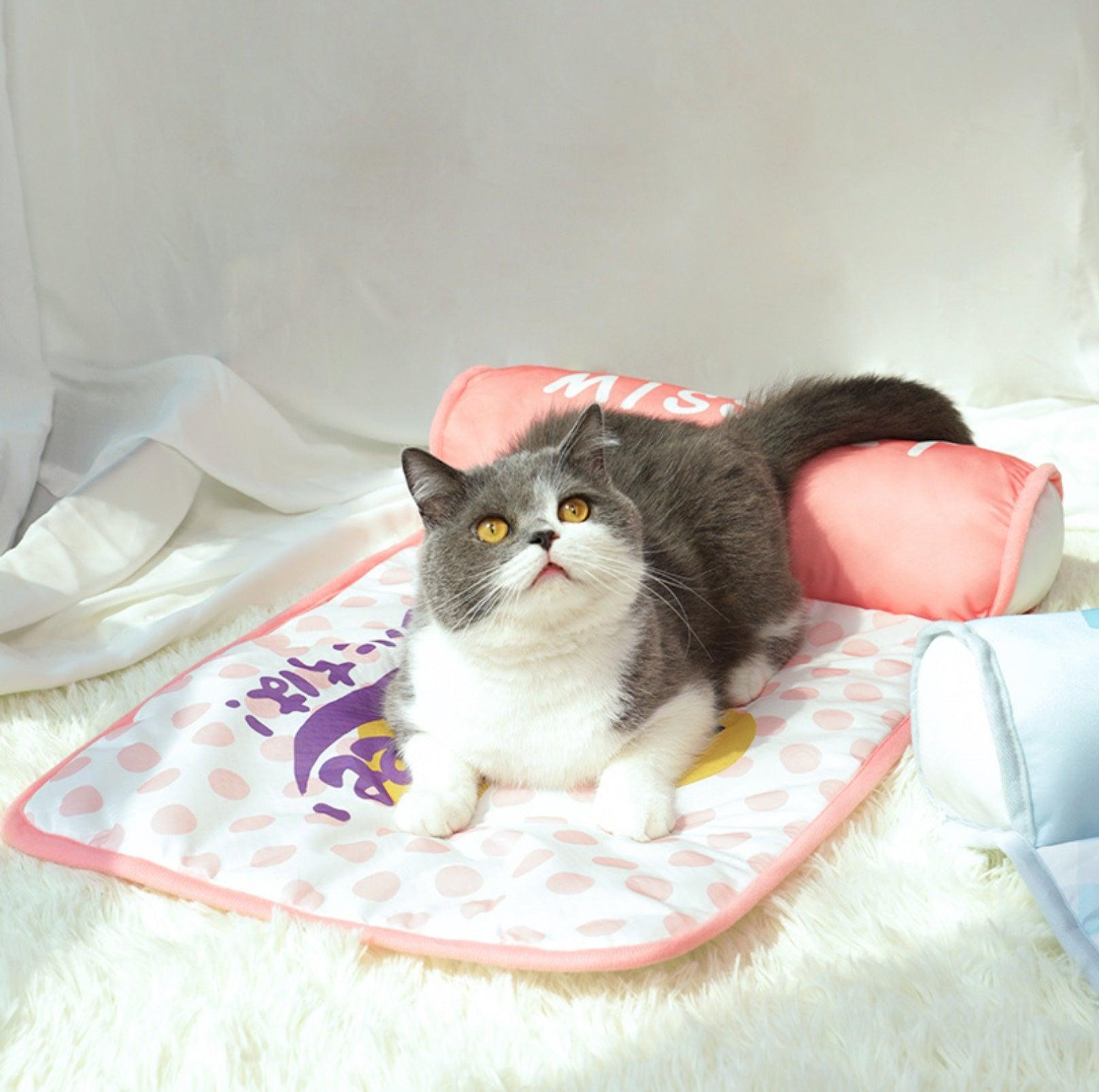 MissPet "My Cool Couch" Cat Bed Dog Bed Made with Cool Feeling Silk - {{product.type}} - PawPawUp