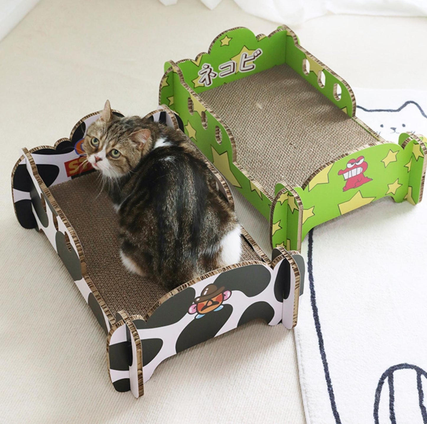 Single Bed-Style Cat Scratcher and Bed with Cute Patterns - {{product.type}} - PawPawUp