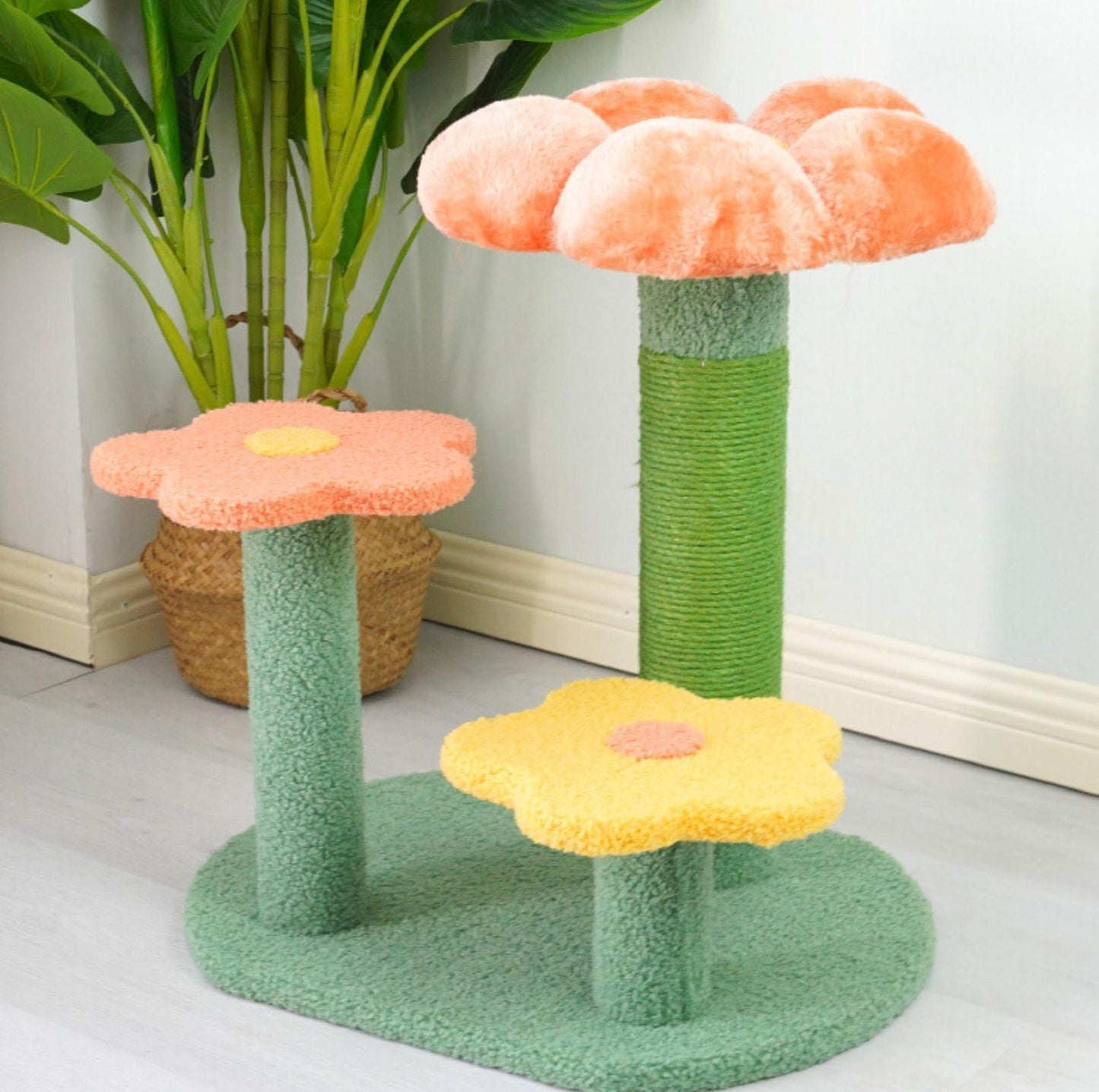 Flower-Styled Cat Tree with Soft Nest & Scratching Posts - {{product.type}} - PawPawUp