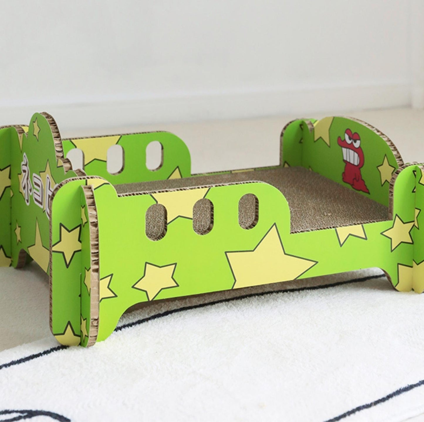 Single Bed-Style Cat Scratcher and Bed with Cute Patterns - {{product.type}} - PawPawUp