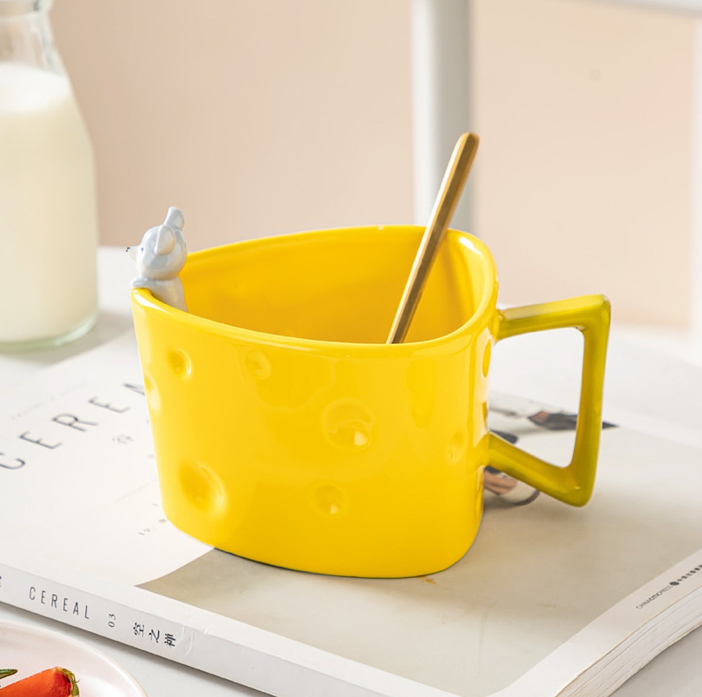 Cheese-Styled Ceramic Coffee Mug with 3D Mouse Lid and Spoon
