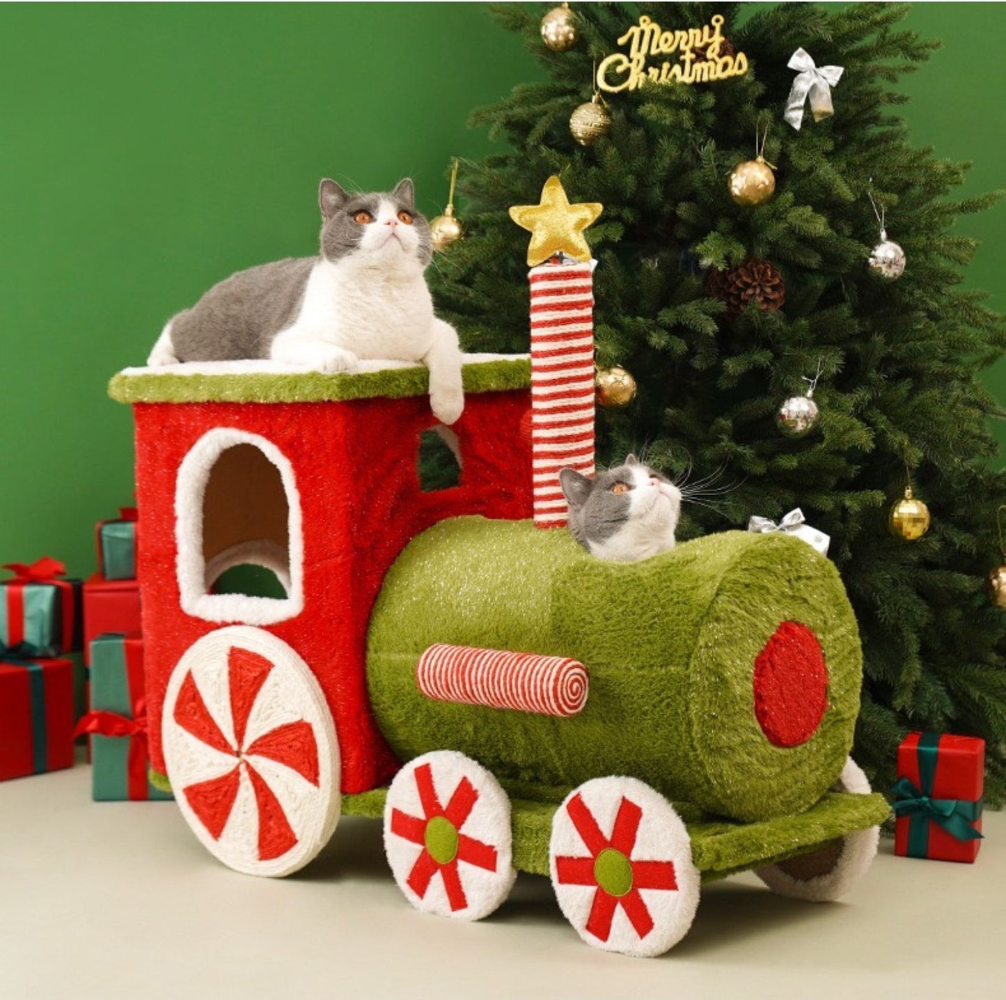 ZeZe Christmas Train Cat Climbing Frame and House Large Cat Toy