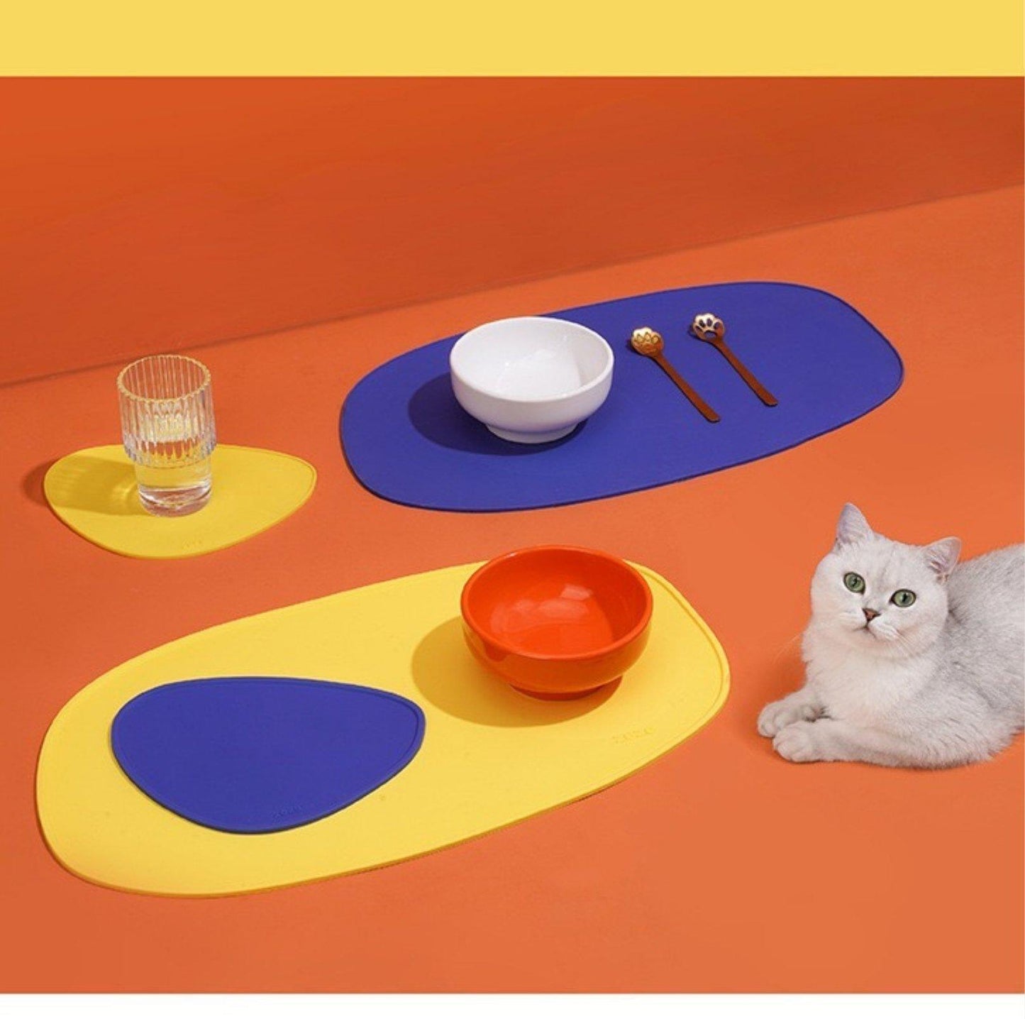 ZeZe Abstract Silicone Pet Food Mat - {{product.type}} - PawPawUp