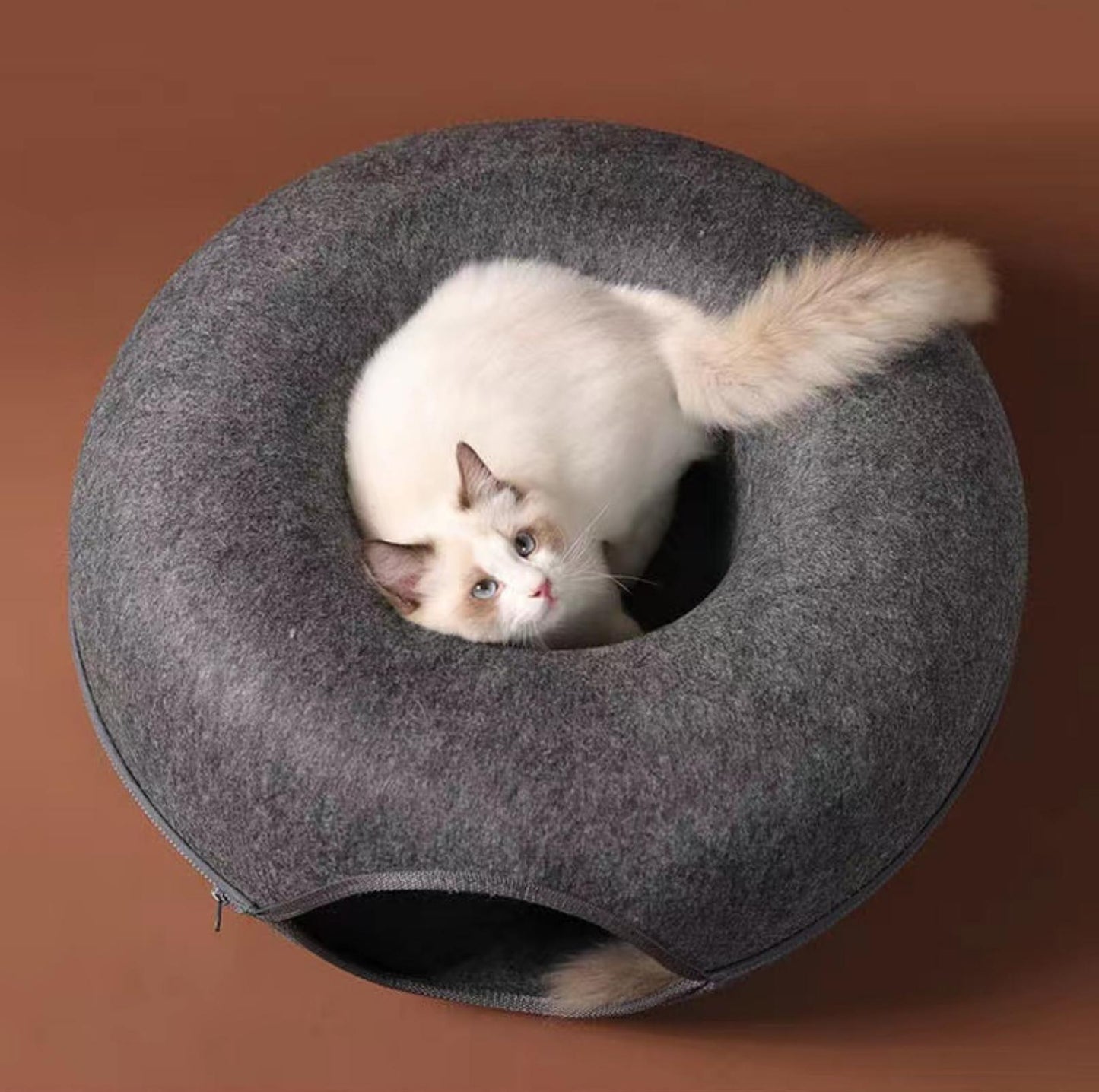 All-Season Donut-Shaped Felt Tunnel Cat Bed - {{product.type}} - PawPawUp