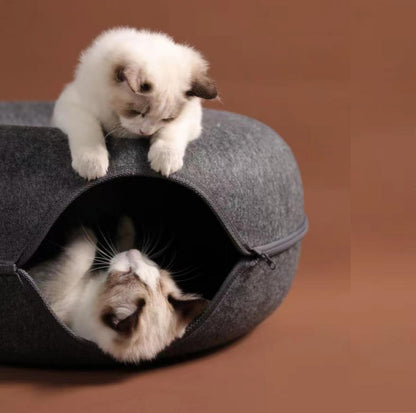 All-Season Donut-Shaped Felt Tunnel Cat Bed - {{product.type}} - PawPawUp