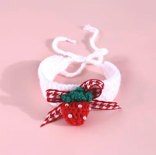 Knitted Cute Strawberry Pet Collar - {{product.type}} - PawPawUp